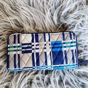 Vera Bradley Full Zip Wallet Blue Gray Teal Plaid Check